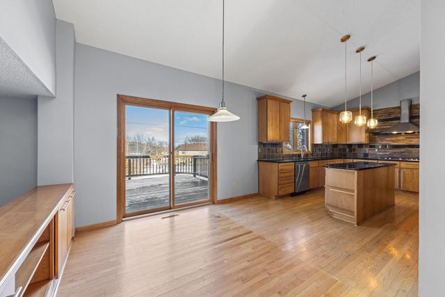 9136 Cambridge Alcove, Woodbury, MN 55125