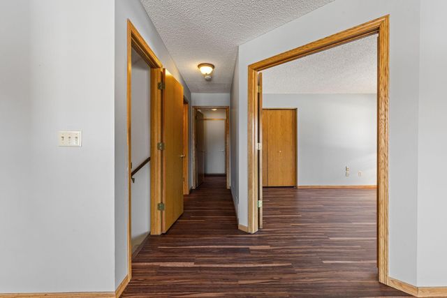 9136 Cambridge Alcove, Woodbury, MN 55125