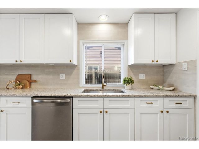 715 Emporia St, Aurora, CO 80010