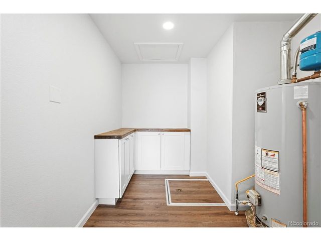 715 Emporia St, Aurora, CO 80010