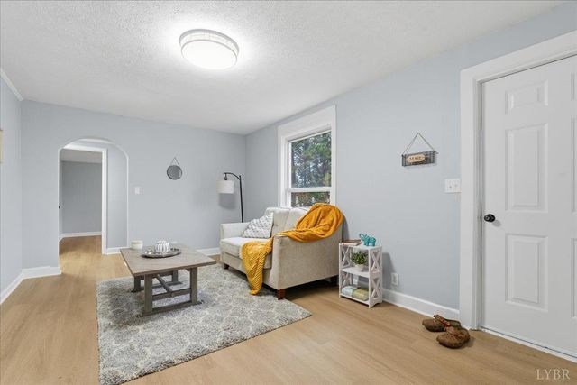 503 prospect Road, Hurt, VA 24563