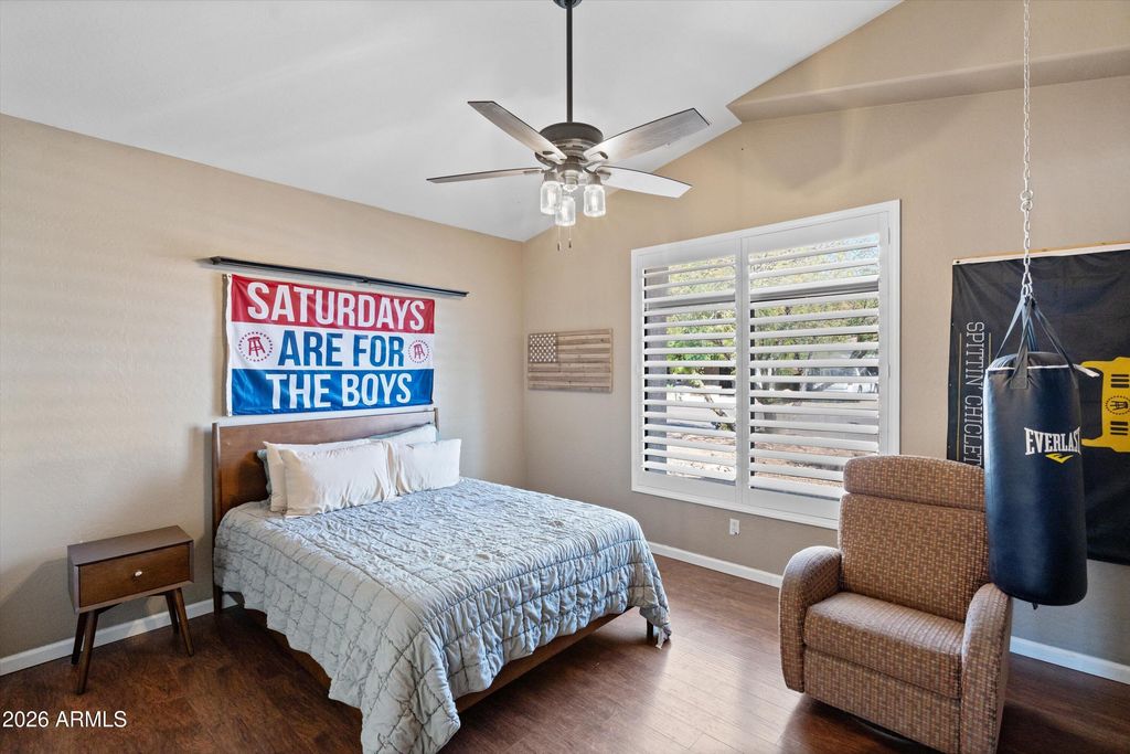 Image 24 of property listing at 7329 W PLANADA Lane, Glendale, AZ 85310