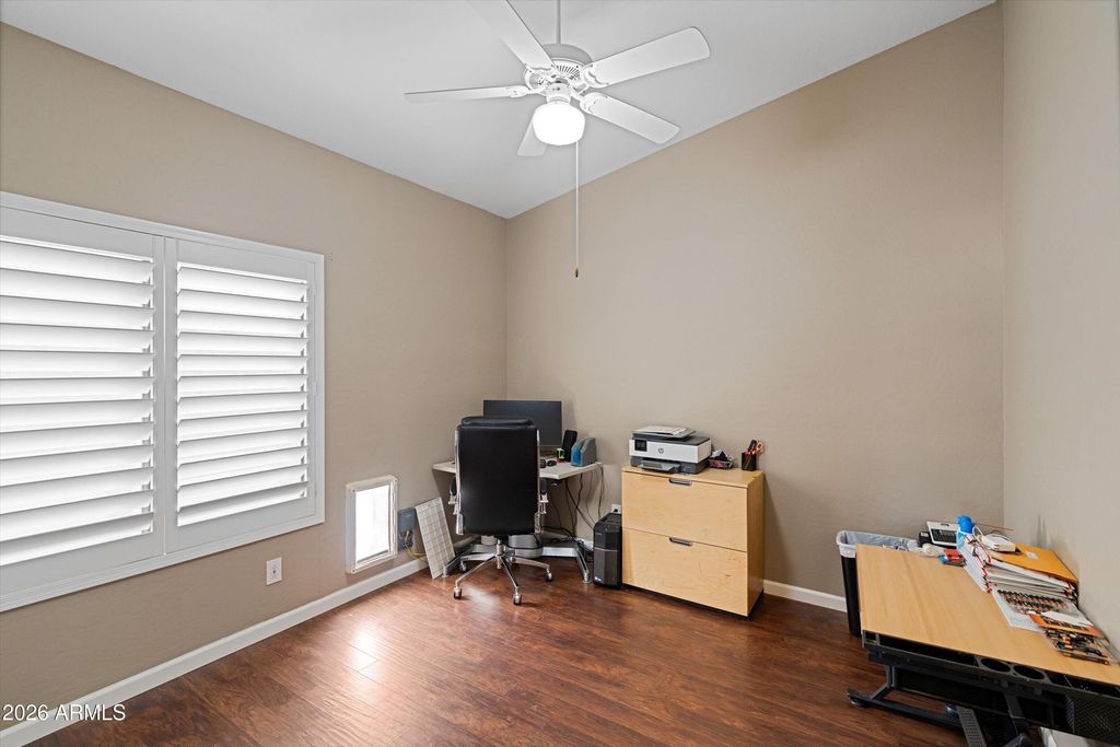 Image 28 of property listing at 7329 W PLANADA Lane, Glendale, AZ 85310