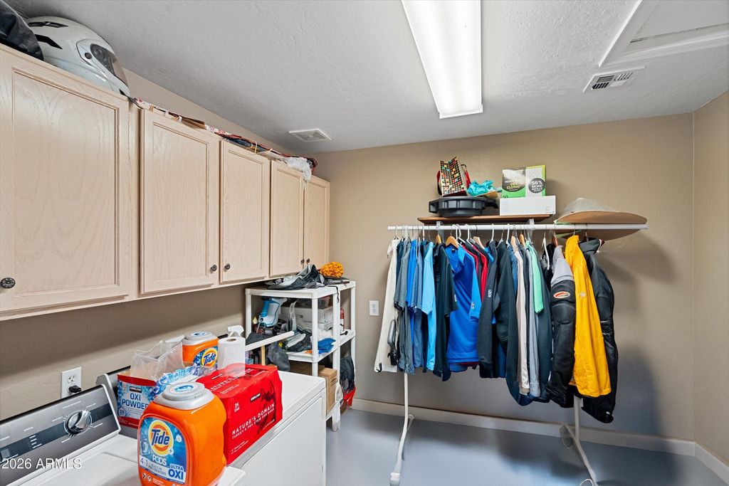 Image 29 of property listing at 7329 W PLANADA Lane, Glendale, AZ 85310