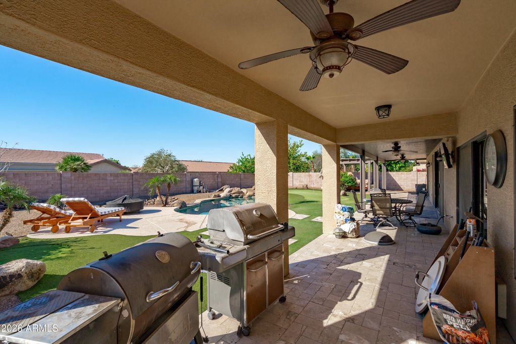 Image 31 of property listing at 7329 W PLANADA Lane, Glendale, AZ 85310
