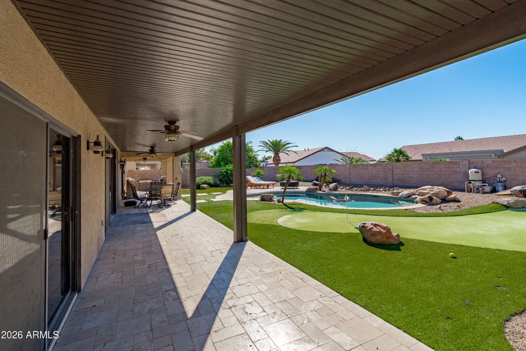 Image 34 of property listing at 7329 W PLANADA Lane, Glendale, AZ 85310