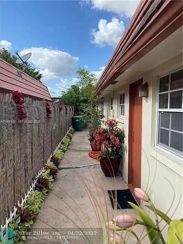 7387 NW 76th St 1-2, Tamarac, FL 33321