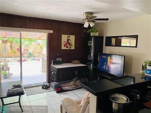 7387 NW 76th St 1-2, Tamarac, FL 33321