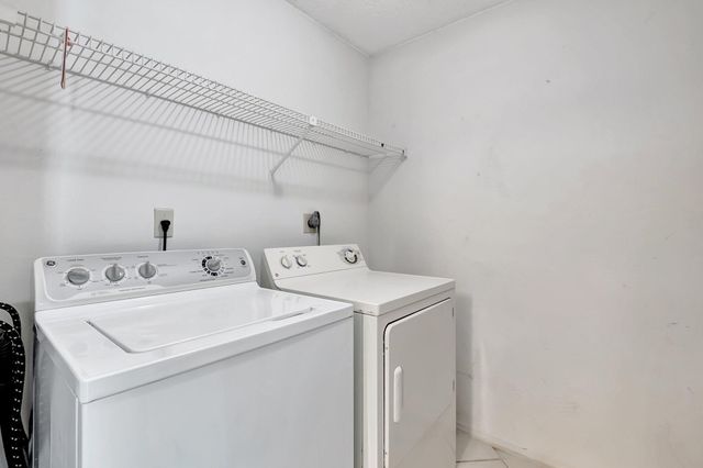 2301 N CONGRESS Avenue 23, Boynton Beach, FL 33426