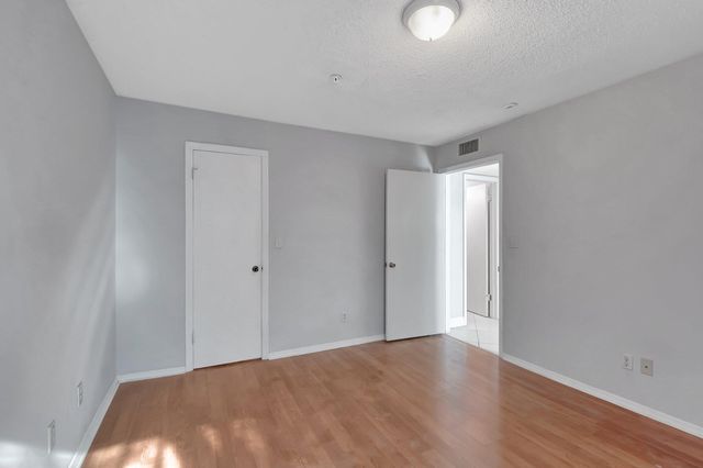 2301 N CONGRESS Avenue 23, Boynton Beach, FL 33426