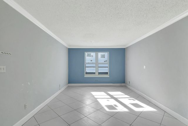 2301 N CONGRESS Avenue 23, Boynton Beach, FL 33426