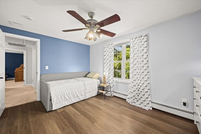27 N Grove St, Middleboro, MA 02346