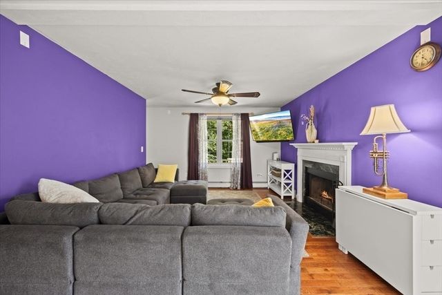 27 N Grove St, Middleboro, MA 02346