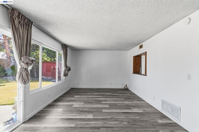 31342 Santa Fe Way, Union City, CA 94587