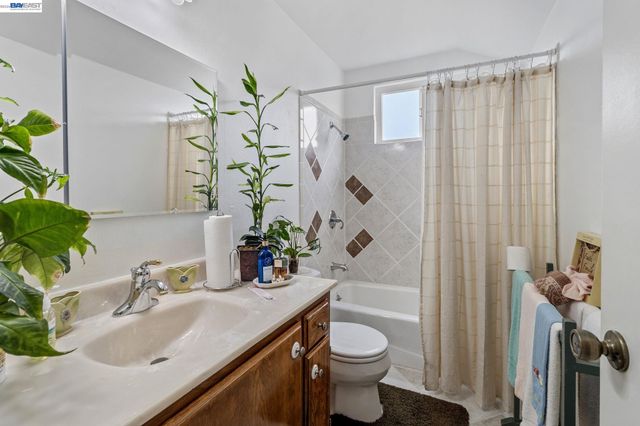 31342 Santa Fe Way, Union City, CA 94587