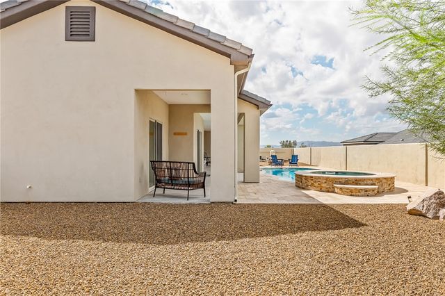 6429 S Corte Santiago, Fort Mohave, AZ 86426