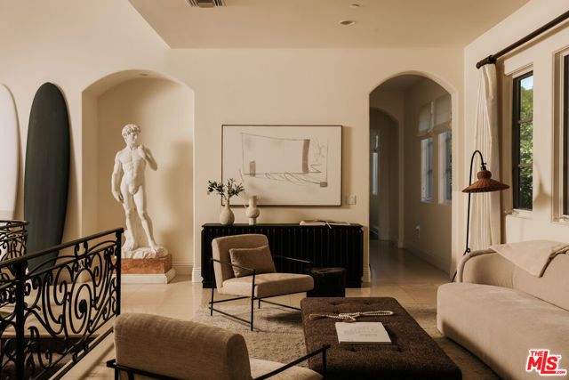 2481 Summitridge Drive, Beverly Hills, CA 90210