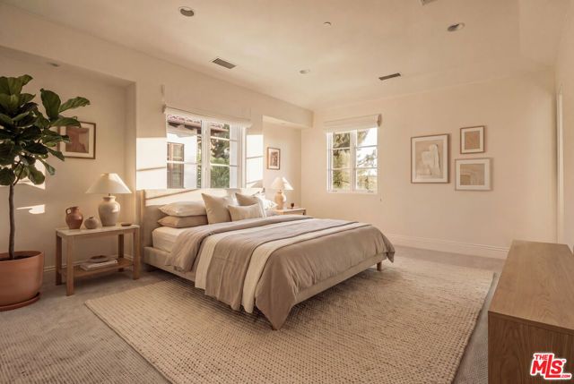 2481 Summitridge Drive, Beverly Hills, CA 90210