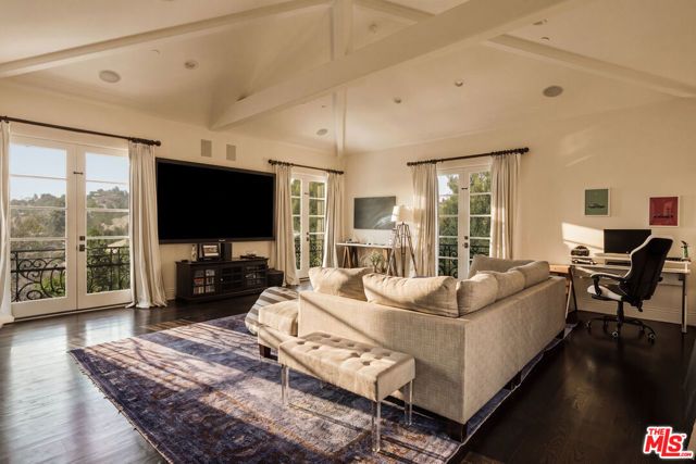 2481 Summitridge Drive, Beverly Hills, CA 90210