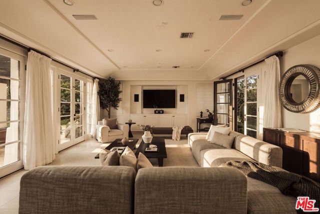 2481 Summitridge Drive, Beverly Hills, CA 90210
