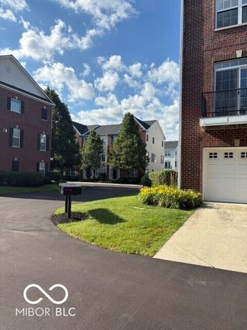 8233 Dan Allen Drive, Fishers, IN 46038