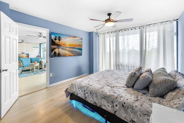 5600 N Flagler Drive 407, West Palm Beach, FL 33407