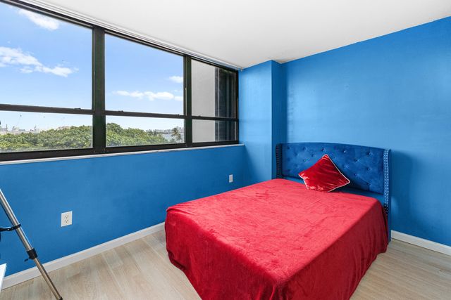 5600 N Flagler Drive 407, West Palm Beach, FL 33407