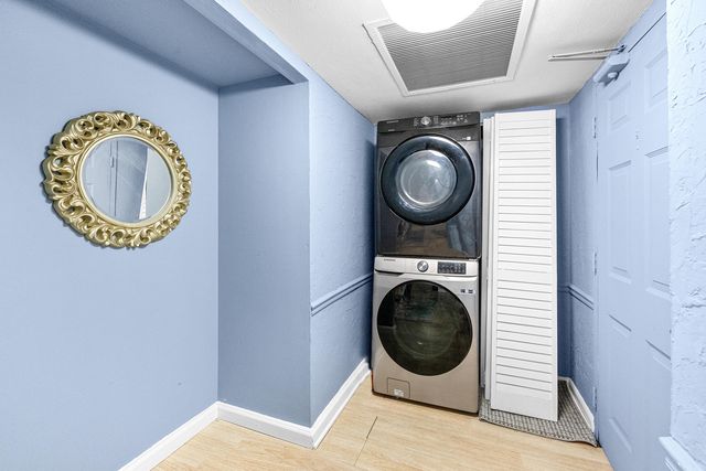 5600 N Flagler Drive 407, West Palm Beach, FL 33407