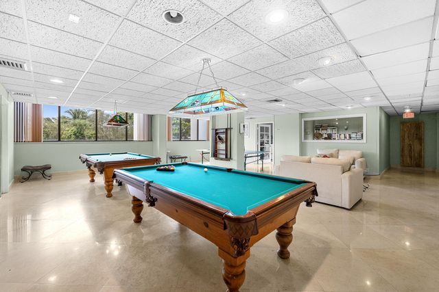 5600 N Flagler Drive 407, West Palm Beach, FL 33407