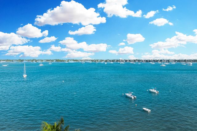 5600 N Flagler Drive 407, West Palm Beach, FL 33407