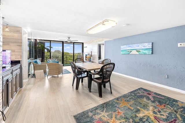 5600 N Flagler Drive 407, West Palm Beach, FL 33407