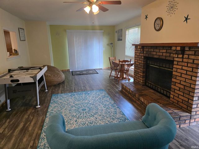 318 Gayle Drive, Sweetser, IN 46987