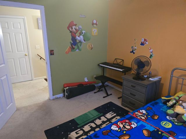 318 Gayle Drive, Sweetser, IN 46987