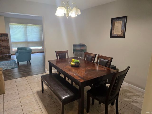 318 Gayle Drive, Sweetser, IN 46987