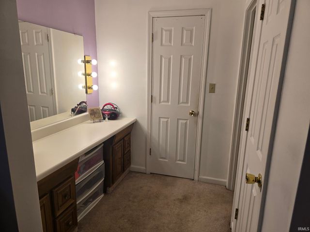 318 Gayle Drive, Sweetser, IN 46987