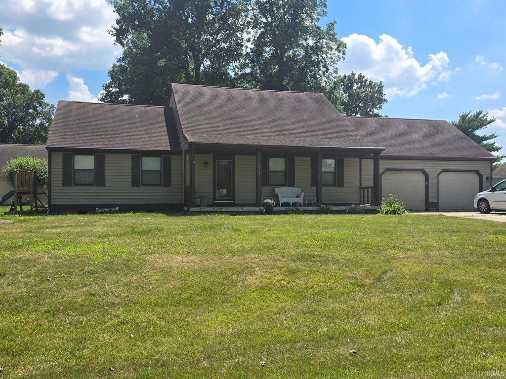 318 Gayle Drive, Sweetser, IN 46987
