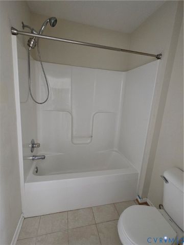 6418 Fairpines Rd, Chesterfield, VA 23234