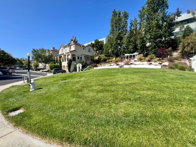 14 Arroyo View Circle, Belmont, CA 94002