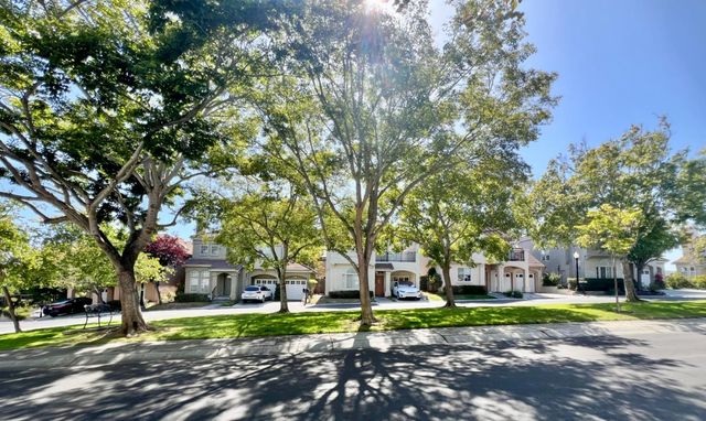 14 Arroyo View Circle, Belmont, CA 94002