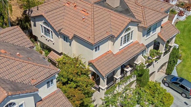 14 Arroyo View Circle, Belmont, CA 94002