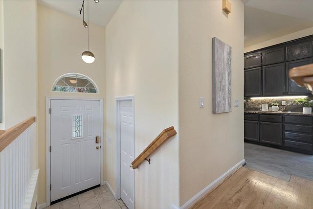 14 Arroyo View Circle, Belmont, CA 94002