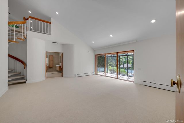 17 Forest Drive, Sands Point, NY 11050