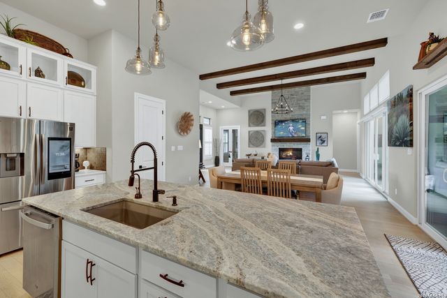 1385 Capitare, New Braunfels, TX 78132