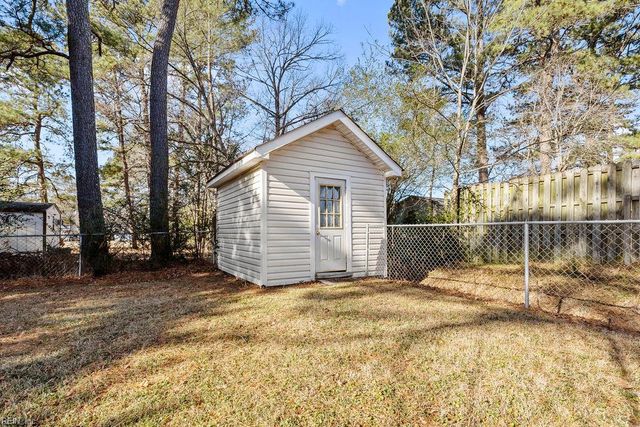 32228 East ST, Boykins, VA 23827