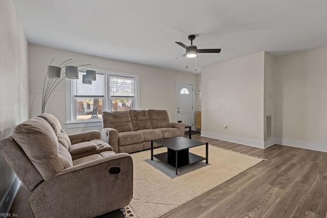 32228 East ST, Boykins, VA 23827