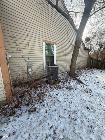 6909 Grampian Way, Indianapolis, IN 46254