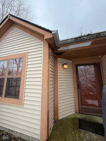 6909 Grampian Way, Indianapolis, IN 46254