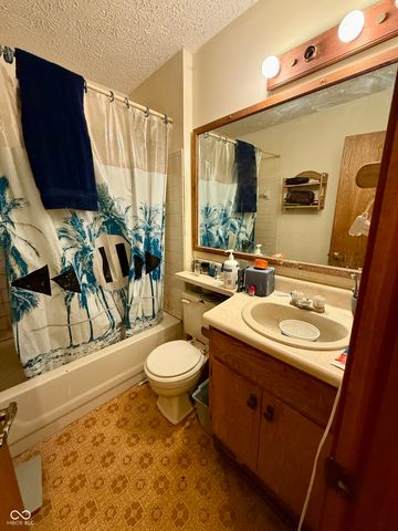 6909 Grampian Way, Indianapolis, IN 46254