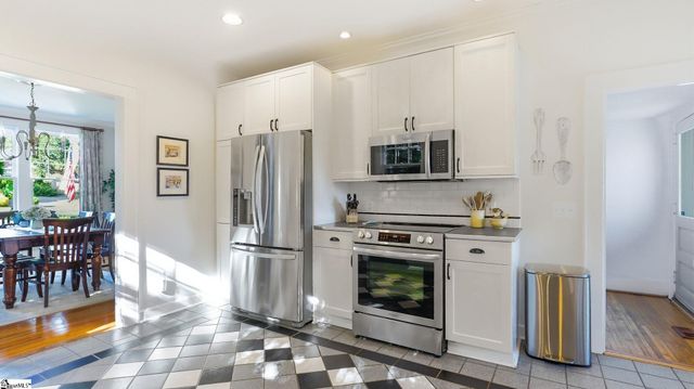 151 Buist Avenue, Greenville, SC 29609
