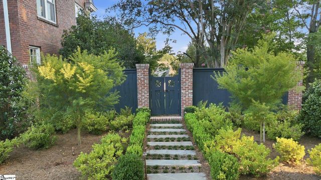 151 Buist Avenue, Greenville, SC 29609